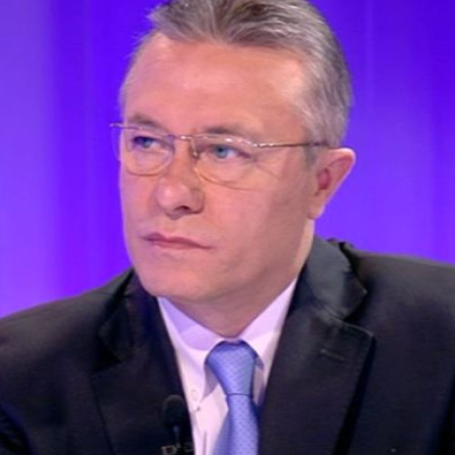 Cristian Diaconescu critică folosirea avionului Spartan pentru deplasările oficiale