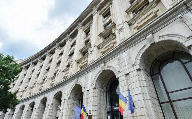 Alexandru Nazare anunță măsuri pentru susținerea mediului de afaceri și accelerarea plăților publice