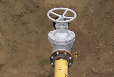 Conflictele dintre comune amenință extinderea rețelei de gaze în județul Botoșani