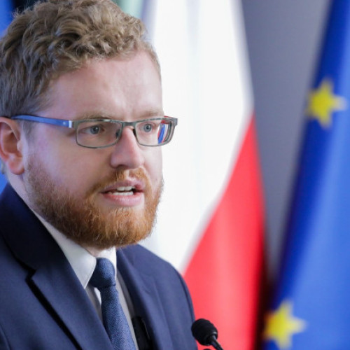 Polonia investighează campania cu videoclipuri AI ce promovează ieșirea din UE înainte de alegerile din 2027