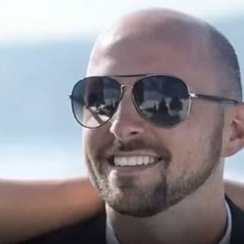 Managerul barului din Elveția, unde 40 de persoane au murit într-un incendiu, a fost arestat pentru risc de fugă