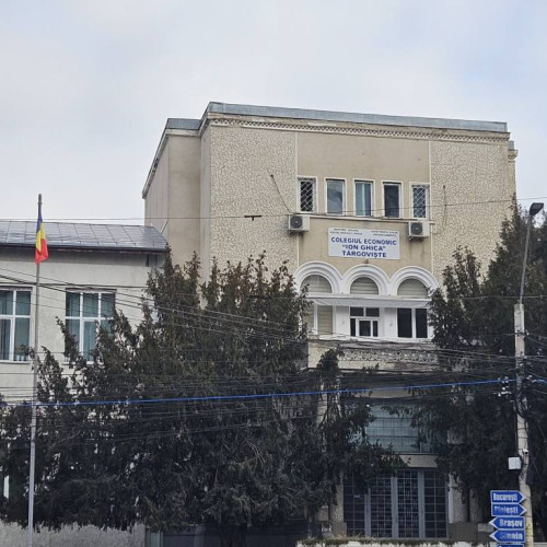 Elevii clasei a XII-a F de la Colegiul Economic „Ion Ghica” finalizează stagii practice în turism