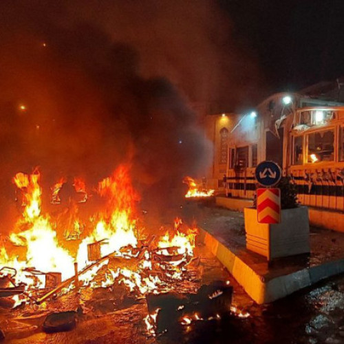 Reza Pahlavi încurajează protestatarii iranieni, în timp ce SUA își declară sprijinul