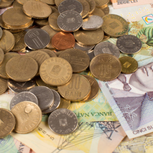 Bărbat din Suceava plătește taxele locale în monede și anunță că va repeta gestul