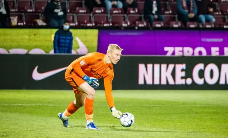 CFR Cluj confirmă plecarea portarului Otto Hindrich la Legia Varșovia