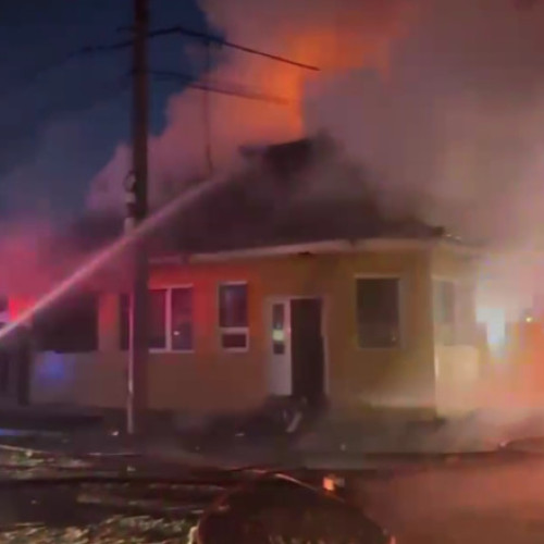 Incendiu la o casă din Sectorul 5: două persoane rănite și transportate la spital