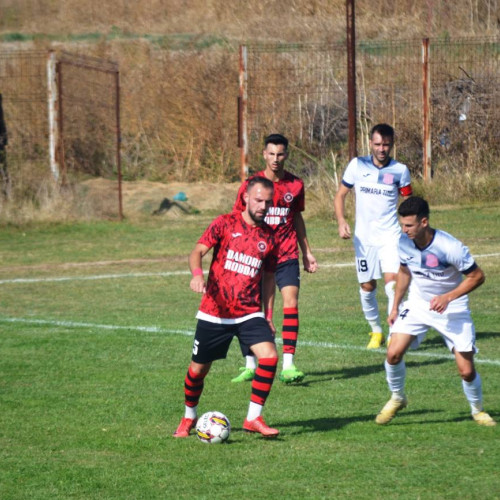 Început renovat în Liga a 4-a: Favoriții au câștigat cu ușurință partidele din etapa a 16-a