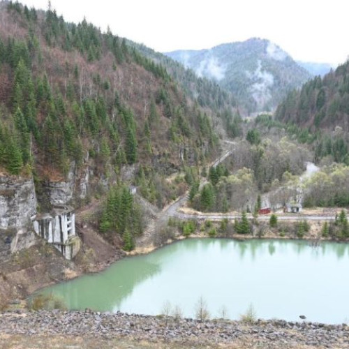 Sebastian Burduja lansează petiție pentru deblocarea hidrocentralelor neterminate în România