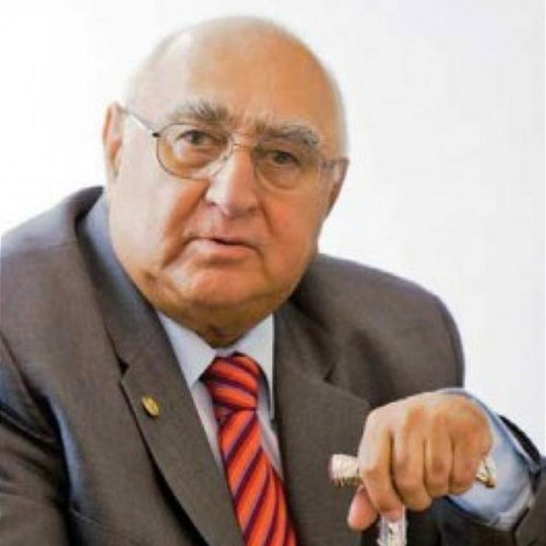 Romancierul Dinu Săraru a decedat sâmbătă, anunță scriitorul Ştefan Mitroi pe Facebook. Scriitorul care mi-a spus mii de povești a murit în urmă cu 15 minute!", anunțat Ştefan Mitroi.