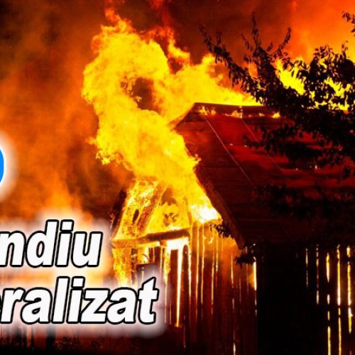 Pompierii intervin la un incendiu în Haleș, o femeie de 84 de ani este rănită