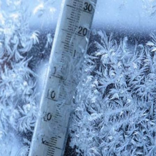 Temperaturi scăzute și precipitații mixte în toată țara în următoarele zile