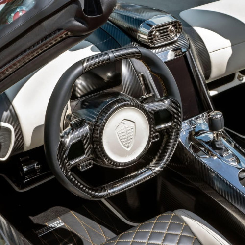 ANAF controlează achizițiile mașinilor de lux cu fonduri greu justificabile