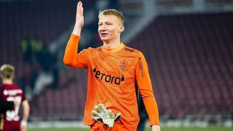 Otto Hindrich trece de la CFR Cluj la Legia Varșovia cu implicații financiare în Ungaria