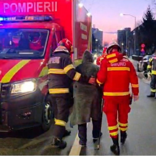 Explozie într-un apartament din Alba Iulia: două persoane rănite și 20 evacuate