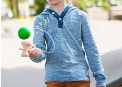 Un copil de 10 ani din Viziru a fost înjunghiat de un alt copil în urma unui conflict