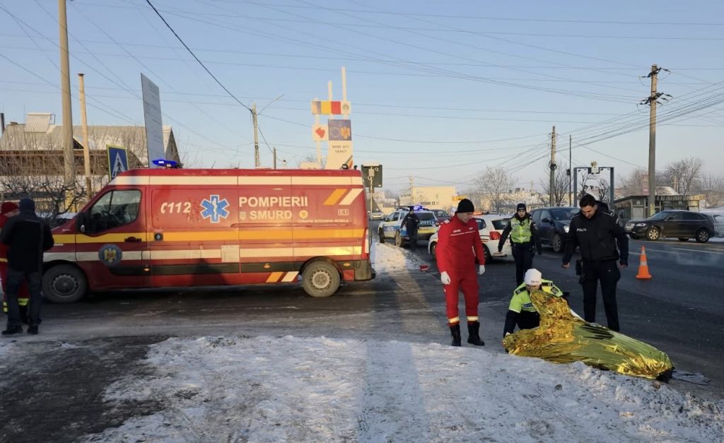 Un pieton a murit după ce a fost lovit de o mașină în Cătămărești-Deal