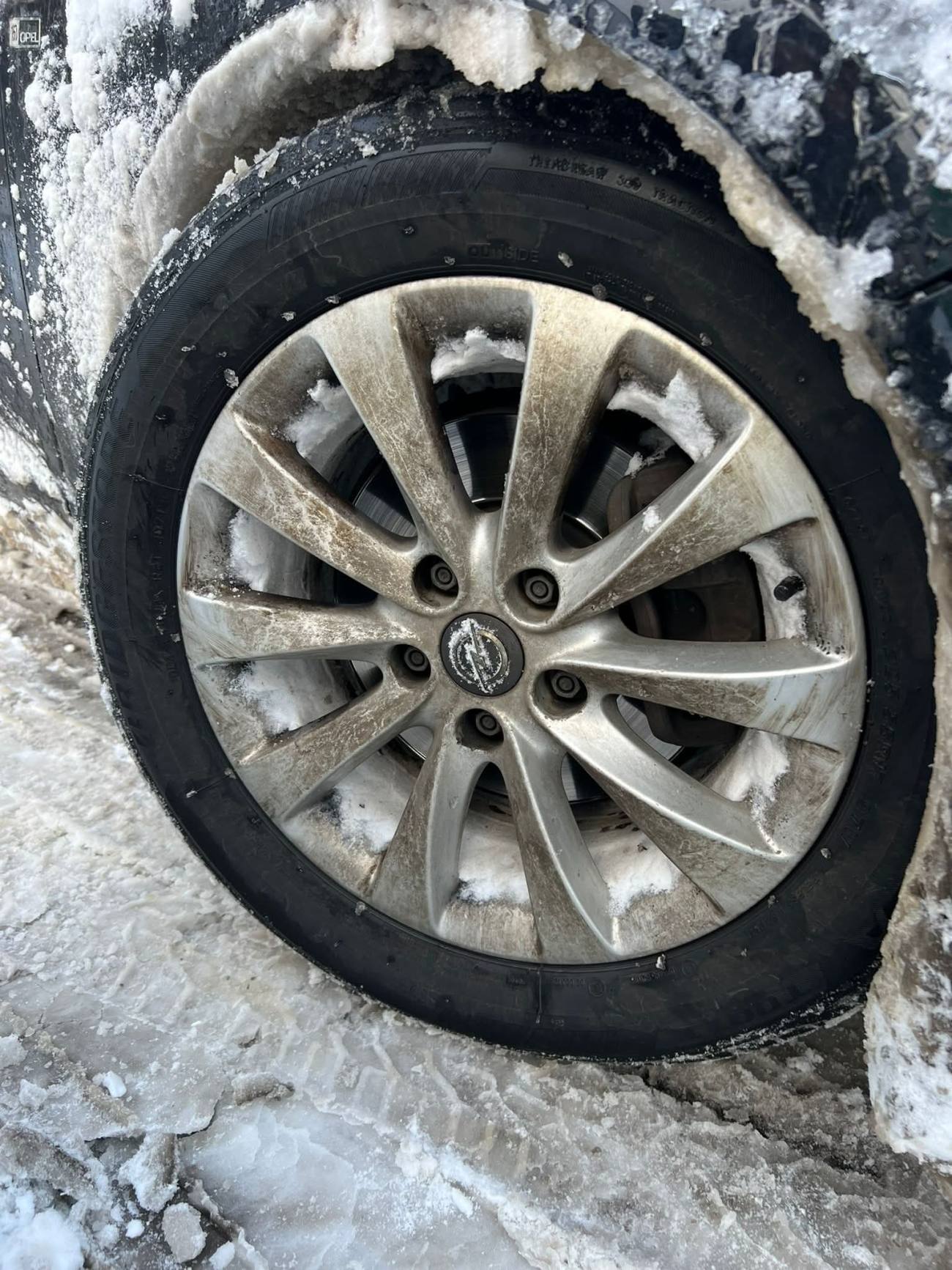 Registrul Auto Român avertizează șoferii din Dâmbovița asupra riscurilor circulației fără anvelope de iarnă