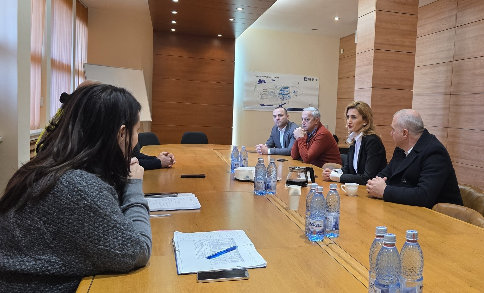 Managementul Liberty și autoritățile locale discută situația critică a combinatului siderurgic Galați