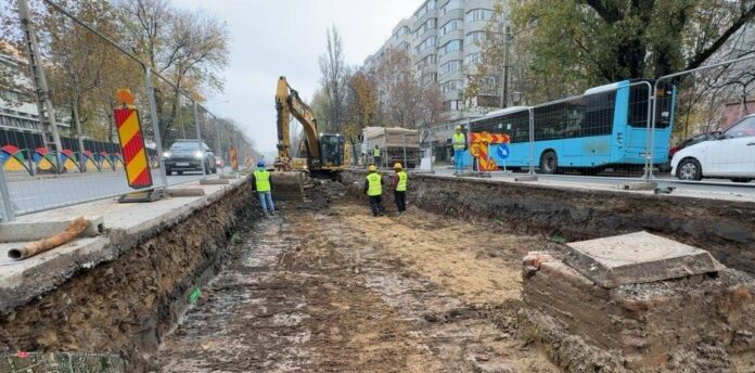 Primăria Capitalei reabilitează 50 km de șine de tramvai cu finanțare europeană