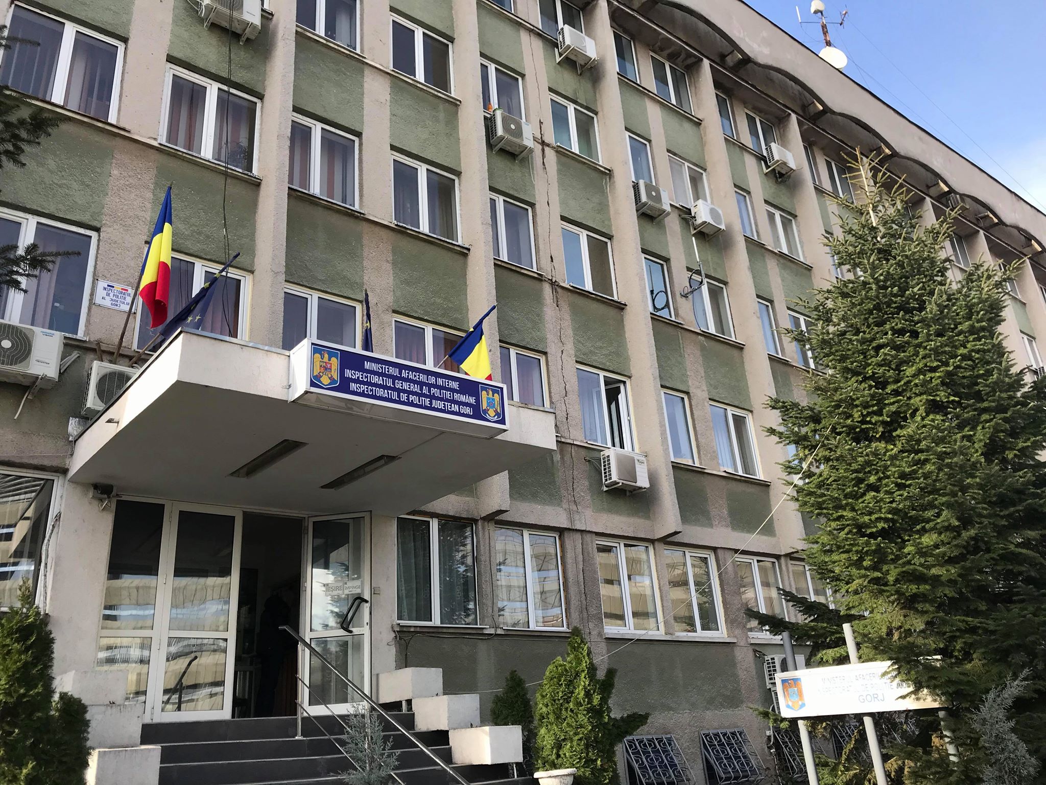 Agent de poliție din Gorj condamnat definitiv pentru fapte grave de corupție