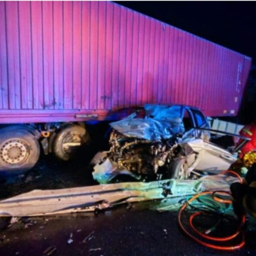 Tânără de 26 de ani din Botoșani a murit într-un accident pe Autostrada A1