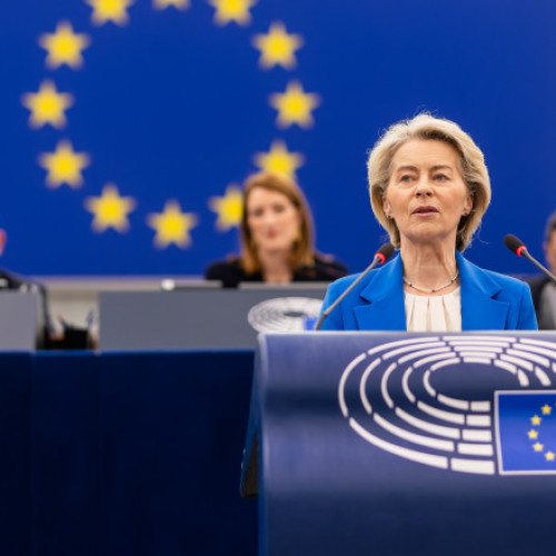 Parlamentul European respinge moțiunea de cenzură împotriva Comisiei Europene