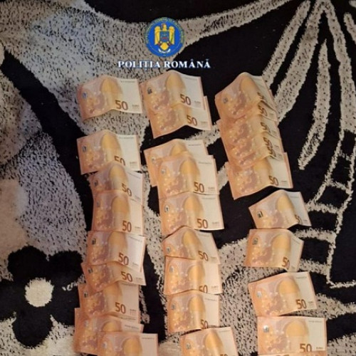 Polițiștii din Satu Mare au reținut trei persoane pentru punere în circulație de valori falsificate