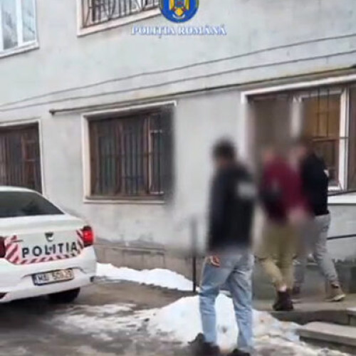 Polițiștii din Hunedoara au pus în executare două mandate pentru infracțiuni grave