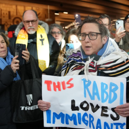 Protestatari religioși au fost arestați la aeroportul din Minneapolis-St. Paul