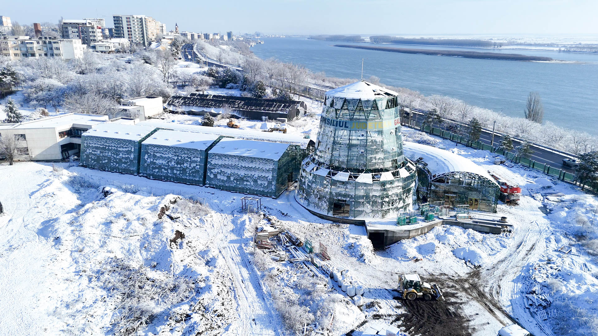 Consiliul Județean Galați atribuie licitația pentru plante exotice, dar anulează lotul cu cactuși