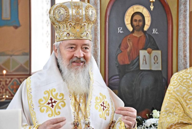 Înaltpreasfinţitul Andrei împlinește 77 de ani și oficiază Sfânta Liturghie la Cluj