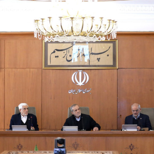 Iranul avertizează că va răspunde dur oricărui atac asupra sa