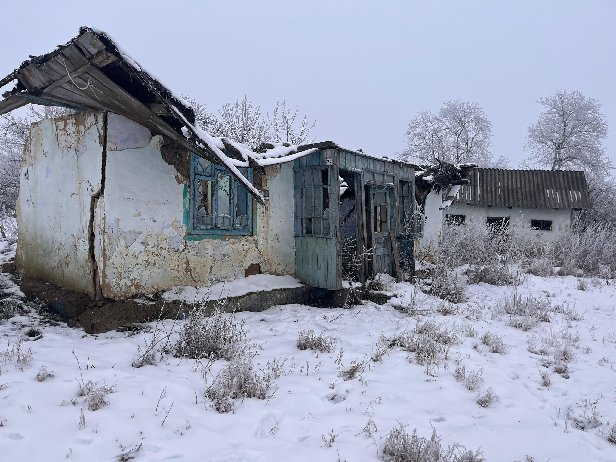 Polițiștii fac percheziții pentru destructurarea unei rețele de acte false în Botoșani