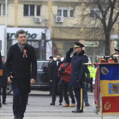 Nicuşor Dan participă la Ziua Unirii la Iaşi, îndeamnă la respect pentru imn