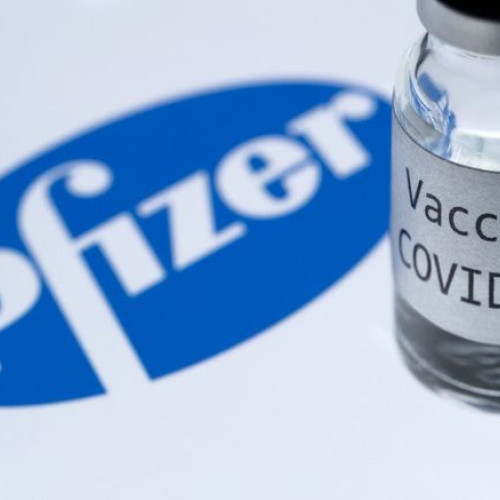 Pfizer cere României și Poloniei plata a 1,8 miliarde de euro pentru vaccinuri anti-COVID