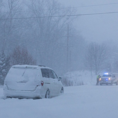 Furtună de iarnă masivă blochează SUA și anulează aproape 10.000 de zboruri