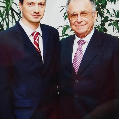 Avangarda: Dialogul memorabil dintre Ion Iliescu și Ionuț Vulpescu într-o emisiune specială