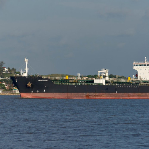 Mexicul analizează politica de export petrolier către Cuba din cauza presiunilor americane