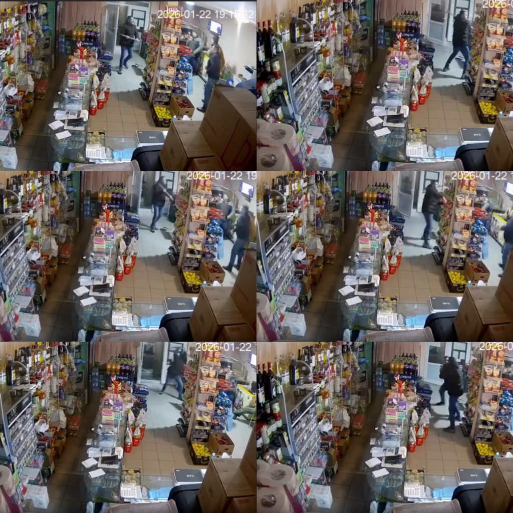 Bărbat reținut după ce a atacat cu secure administratorul unui magazin din Gorj