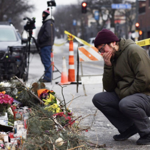 Medicul care a asistat la împușcarea lui Alex Pretti a fost oprit să acorde primul ajutor