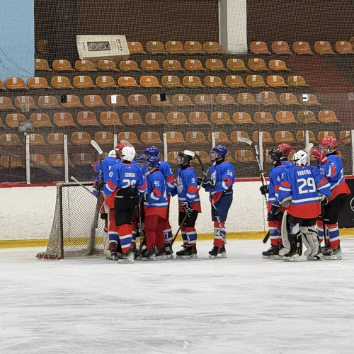 Victorii la 40 de goluri, pe ”Dunărea”. Din sportul gălățean Scris de Gh. Arsenie, M. Petrescu Luni, 26 Ianuarie 2026 14:30