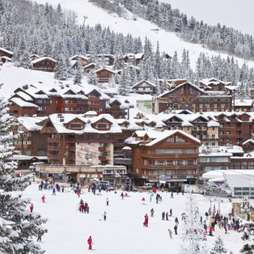 Polemică în Rusia din cauza unei excursii de lux la Courchevel