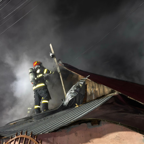 Incendiu tragic în Mihăilești: un bărbat de 71 de ani a murit