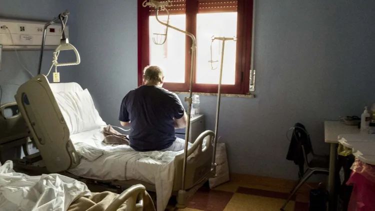 Pacienții contestă decizia Guvernului privind concediul medical neplătit