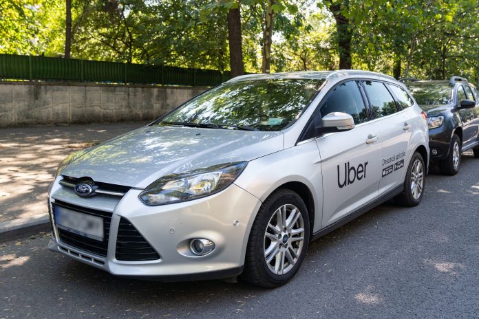 Pretul unei curse de ridesharing de la Otopeni la Brașov provoacă controverse