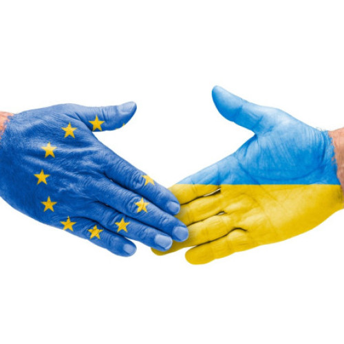 Ucraina își propune aderarea la Uniunea Europeană până în 2027