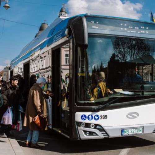 Ședința Consiliului Local Tg. Mureș va aproba curent electric pentru autobuze