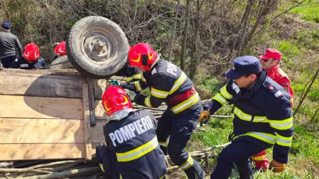 Doi bărbați din Bacău supraviețuiesc după un accident feroviar