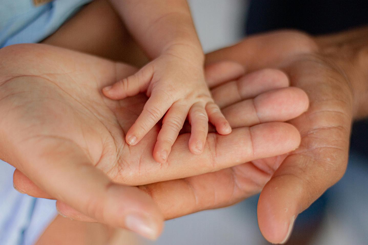 Drumurile zilnice cu bebelușul: provocări și soluții pentru părinți