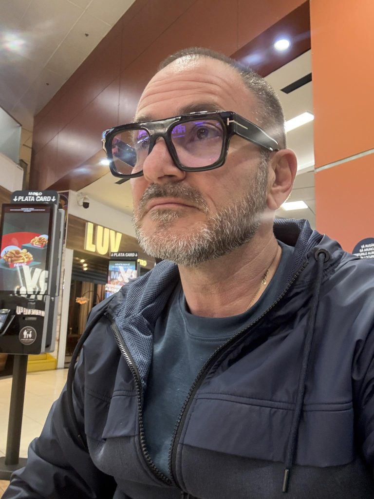 Fiul șefului Protecției Consumatorilor Constanța, amenințat online